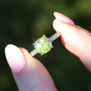 4.11ct Green Zircon and Diamond Ring, 14ct White Gold, size N1/2 or 7, with valuation