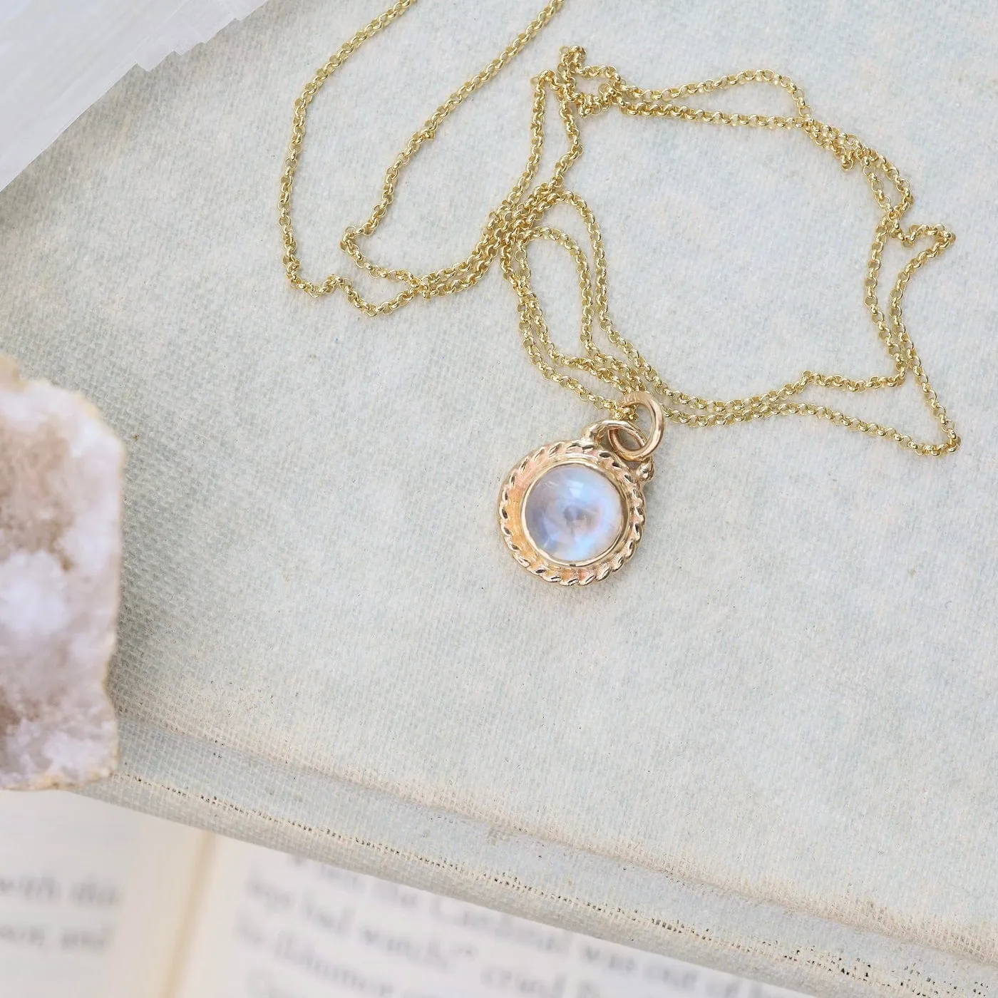 Gold Antiquarian Necklace with Moonstone