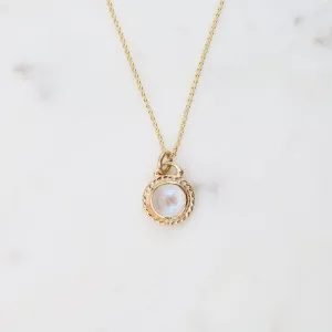 Gold Antiquarian Necklace with Moonstone