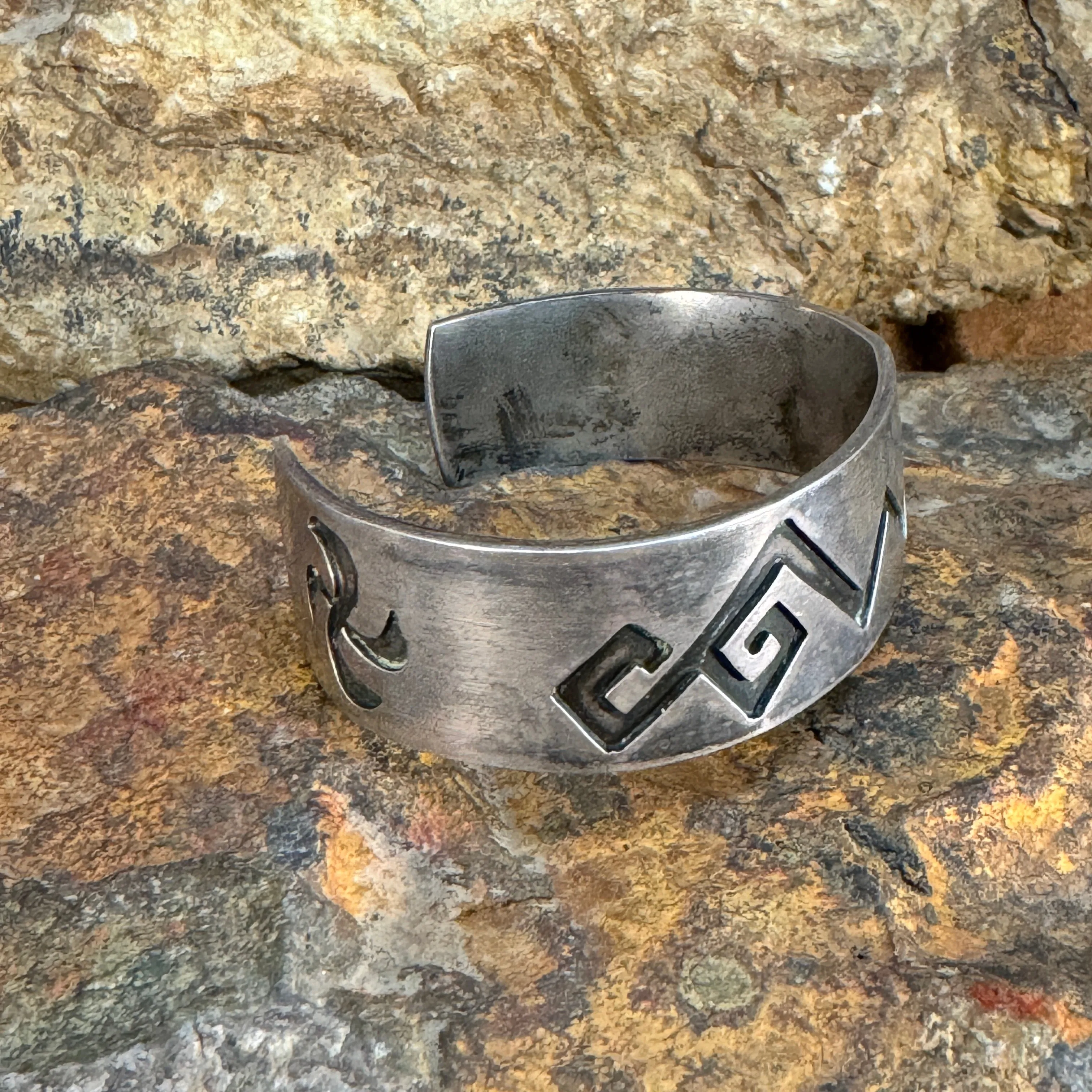 Vintage "whirling logs" Hopi Overlay Silver Cuff Bracelet - Estate Jewelry