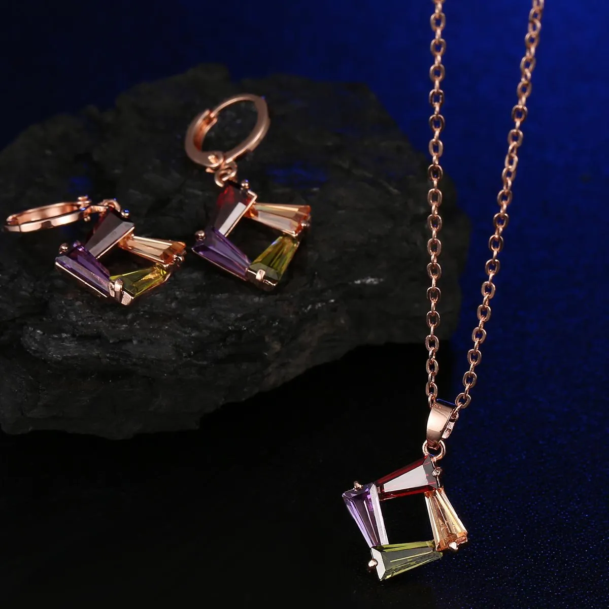 Yellow Chimes Designer Square Swiss Cubic Zircon Rose Gold Plated Pendant Set for Women and Girls